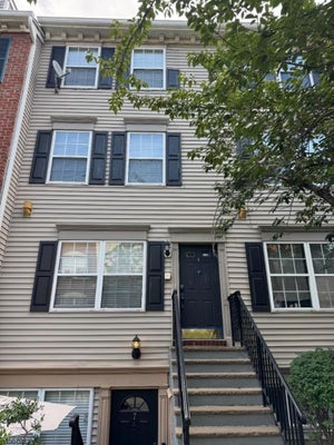 8 VAUGHAN DR, NEWARK, NJ 07103 - Image b0e7bb51b18c2d110193ca6794be9fbf/4127798149