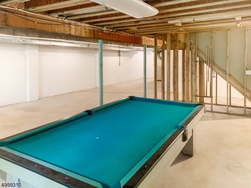 Cherry Valley Country Club - Residential Lease