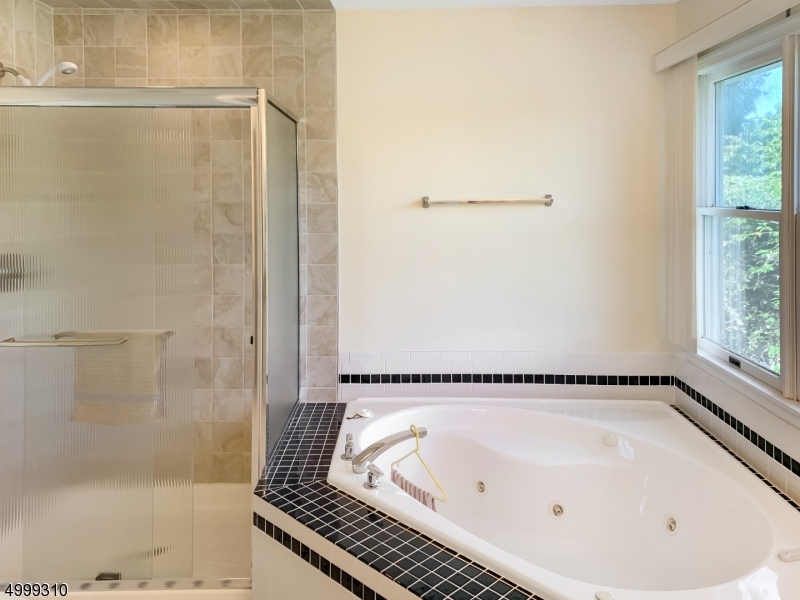 Cherry Valley Country Club - Residential Lease