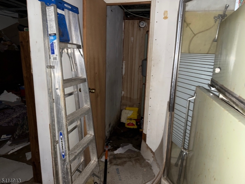 Upper Greenwood Lake - Residential