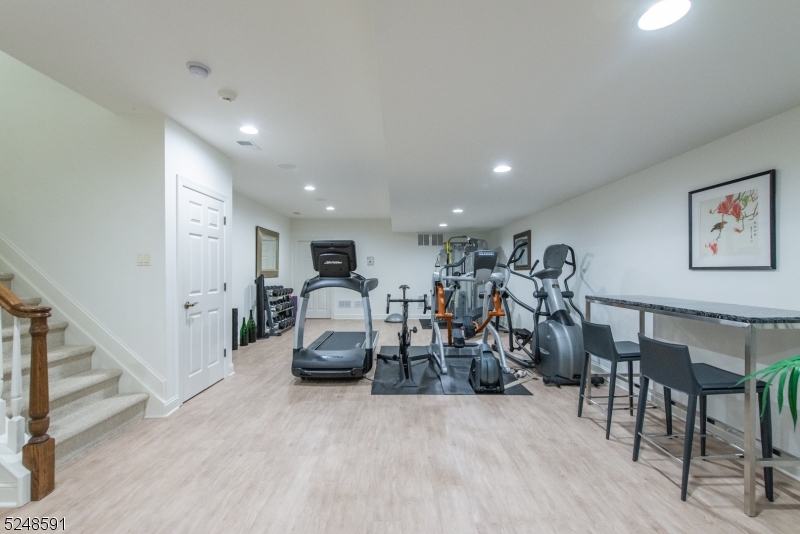 ROSEVALLE - Residential