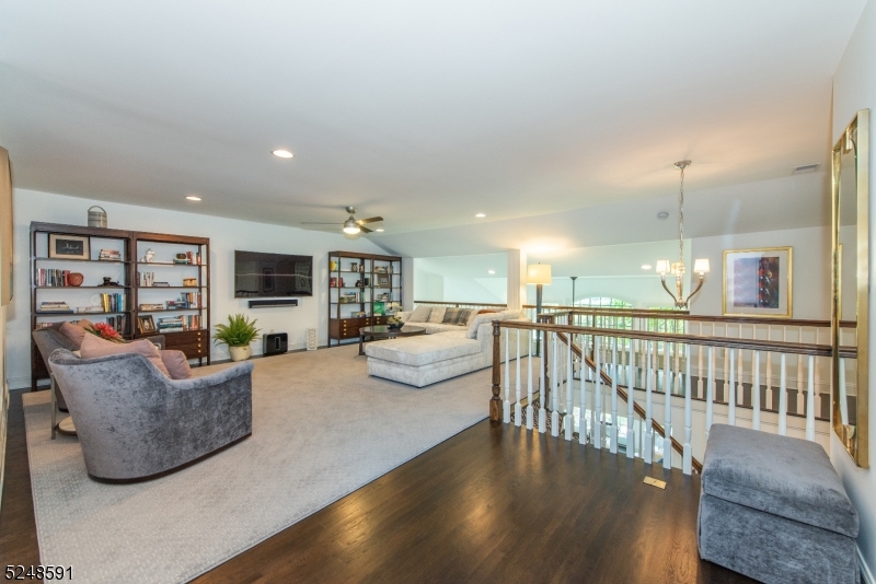 ROSEVALLE - Residential