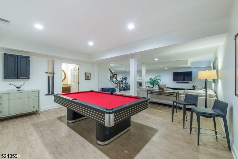 ROSEVALLE - Residential