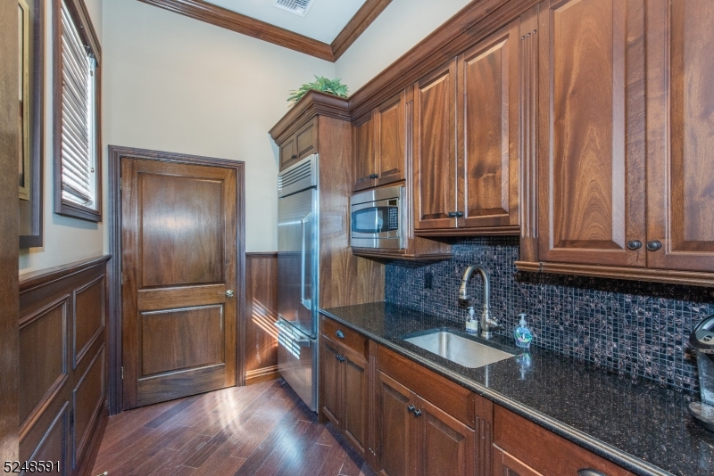 ROSEVALLE - Residential