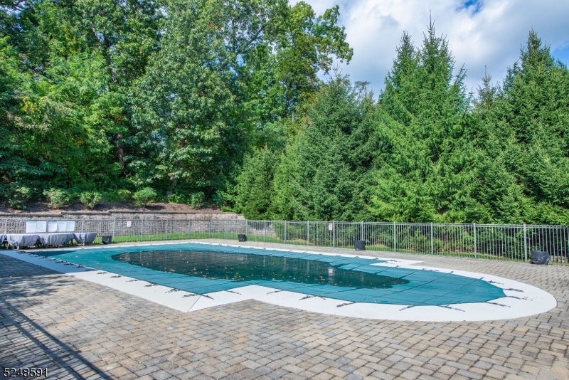 ROSEVALLE - Residential