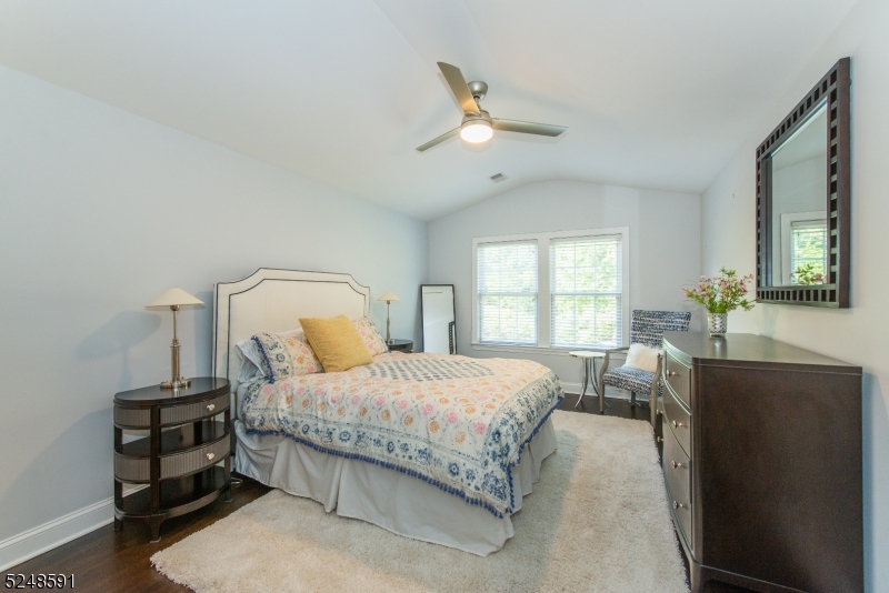 ROSEVALLE - Residential