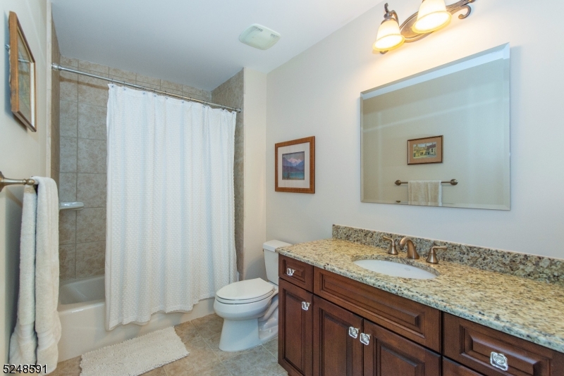 ROSEVALLE - Residential