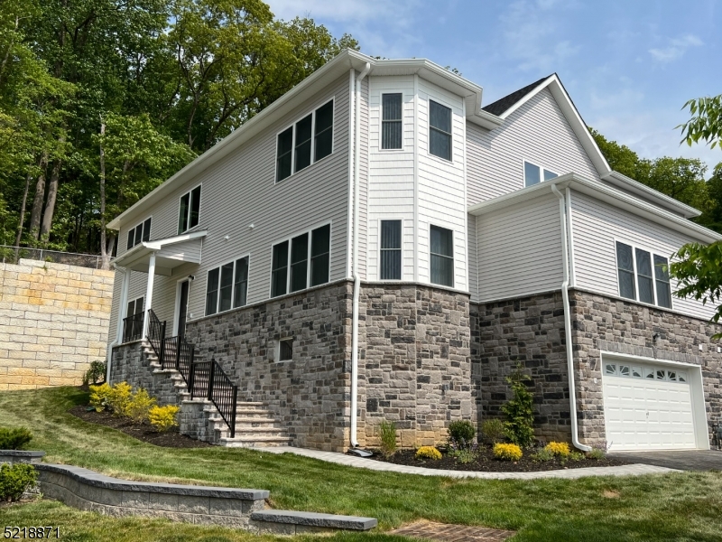 Mountain Way Estates - Residential Lease