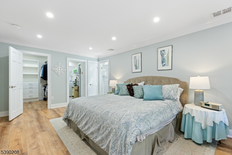 Franklin crossing - Residential