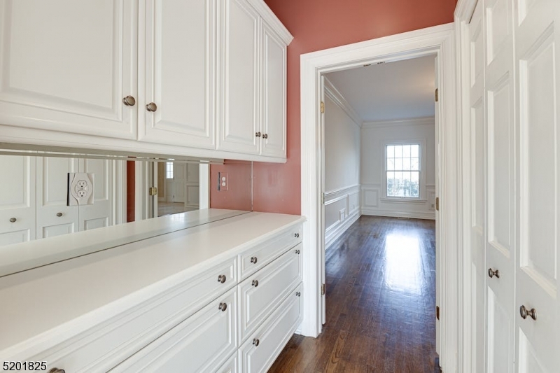 New Vernon - Residential