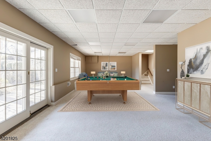 New Vernon - Residential