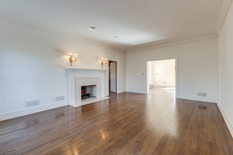 New Vernon - Residential