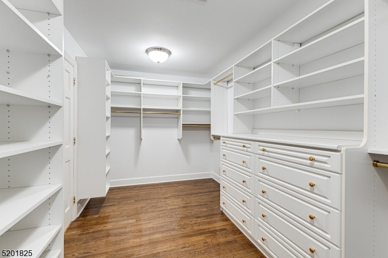 New Vernon - Residential