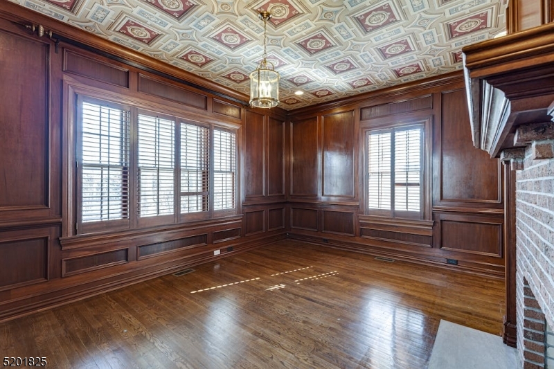 New Vernon - Residential