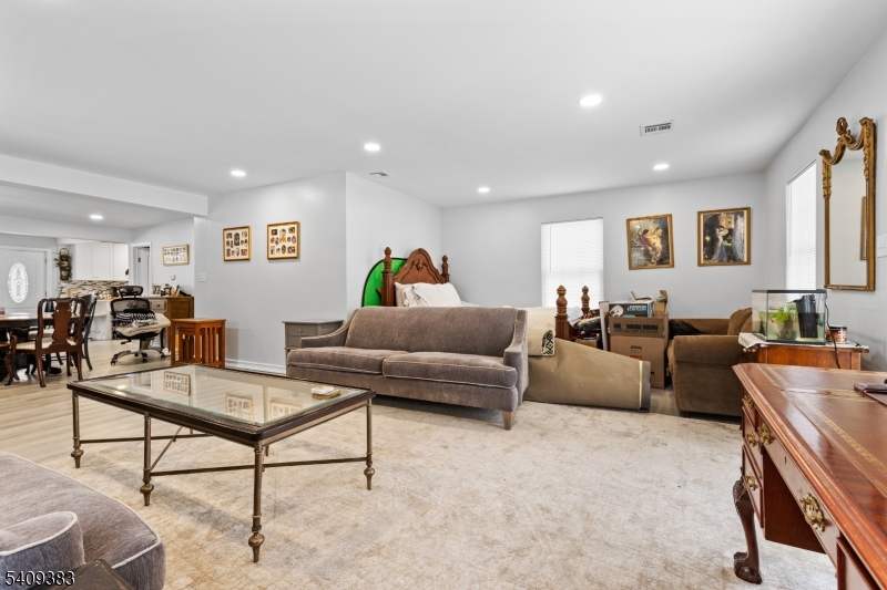 Schooleys Mountain - Residential