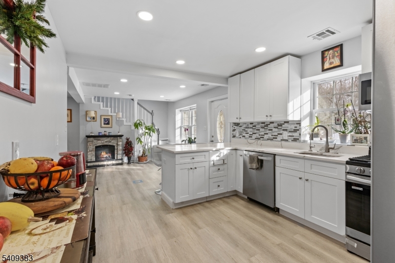 Schooleys Mountain - Residential