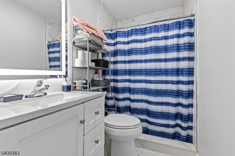 Schooleys Mountain - Residential