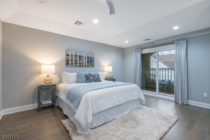 Murray Hill - Residential