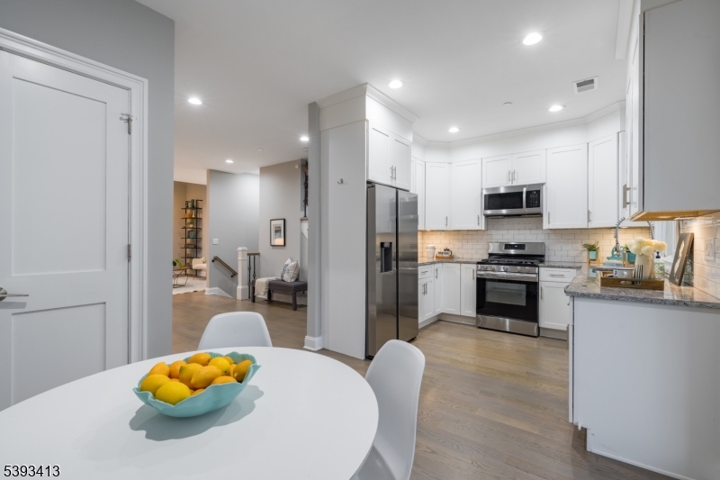 Murray Hill - Residential