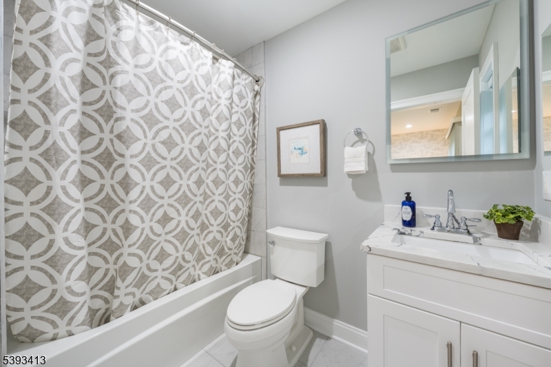 Murray Hill - Residential