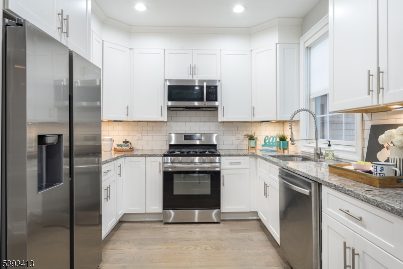 Murray Hill - Residential