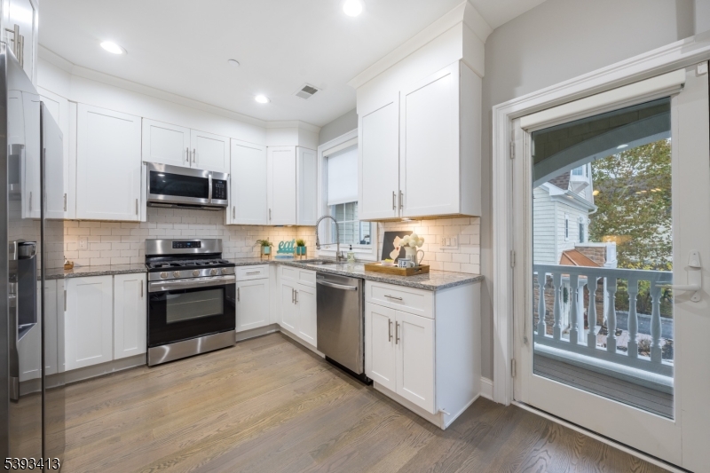 Murray Hill - Residential