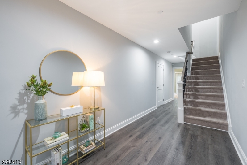 Murray Hill - Residential