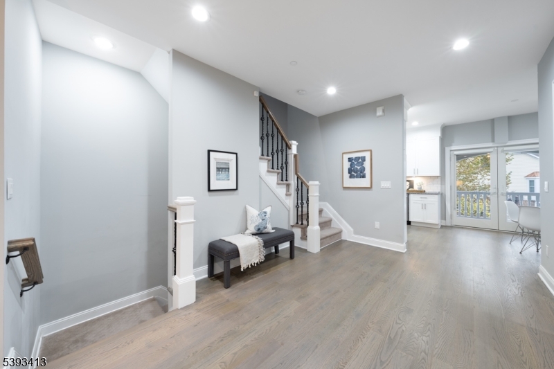 Murray Hill - Residential