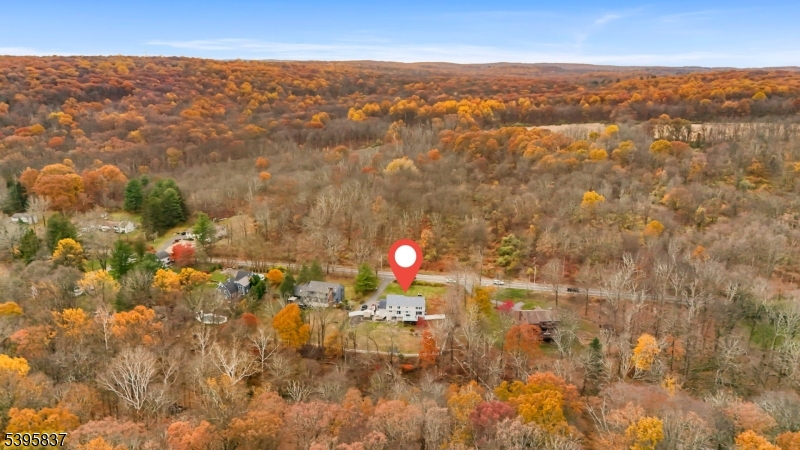 RIVER ROAD - Residential