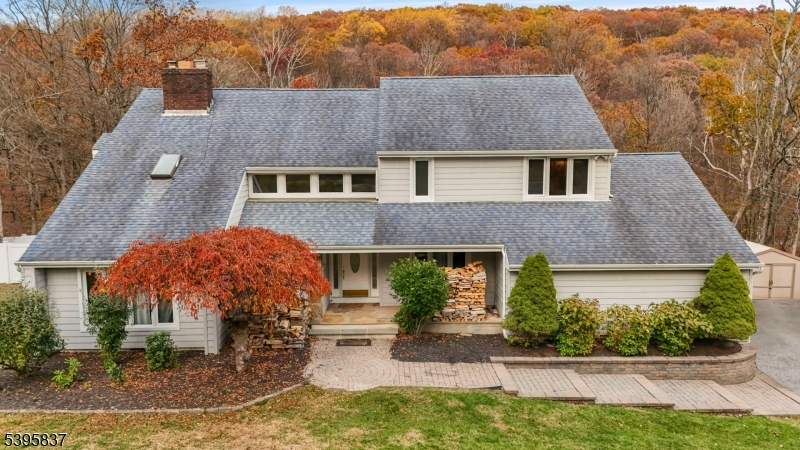 RIVER ROAD - Residential