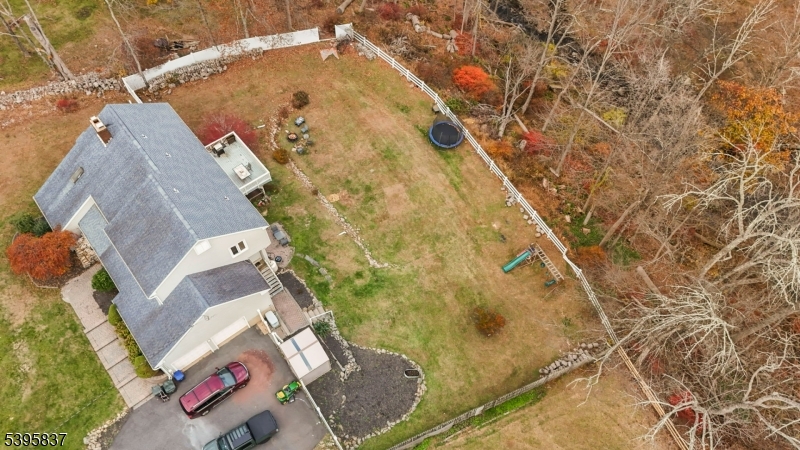 RIVER ROAD - Residential