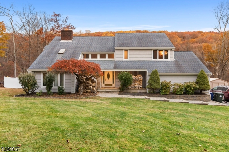 RIVER ROAD - Residential