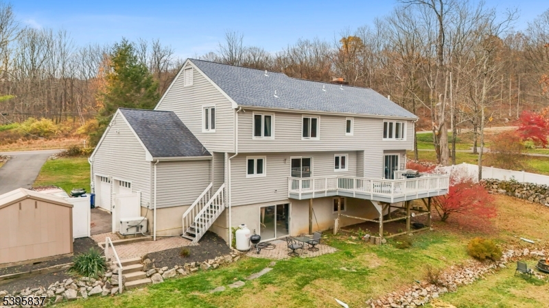 RIVER ROAD - Residential