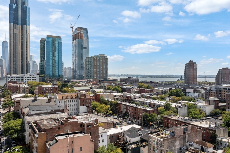 Paulus Hook - Residential Income