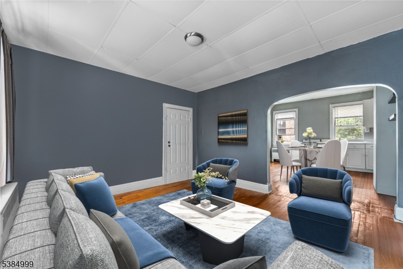 Paulus Hook - Residential Income