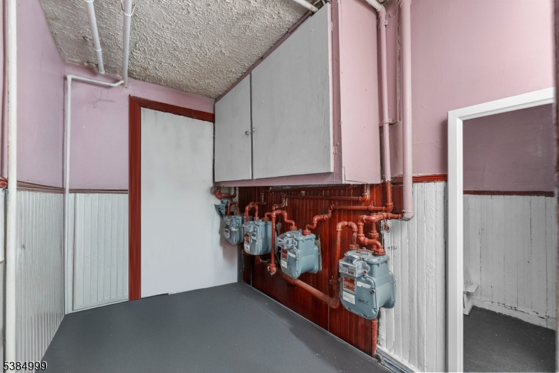 Paulus Hook - Residential Income