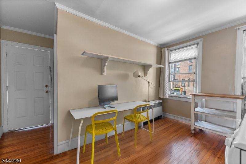 Paulus Hook - Residential Income