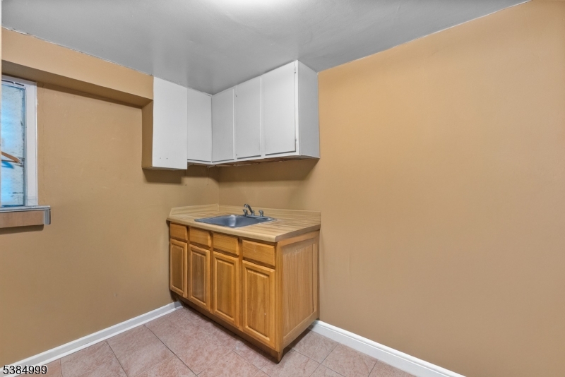 Paulus Hook - Residential Income