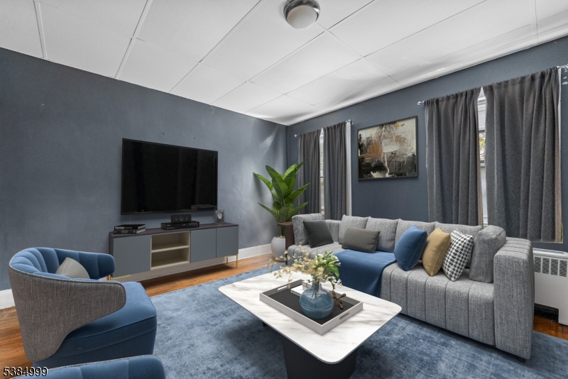 Paulus Hook - Residential Income