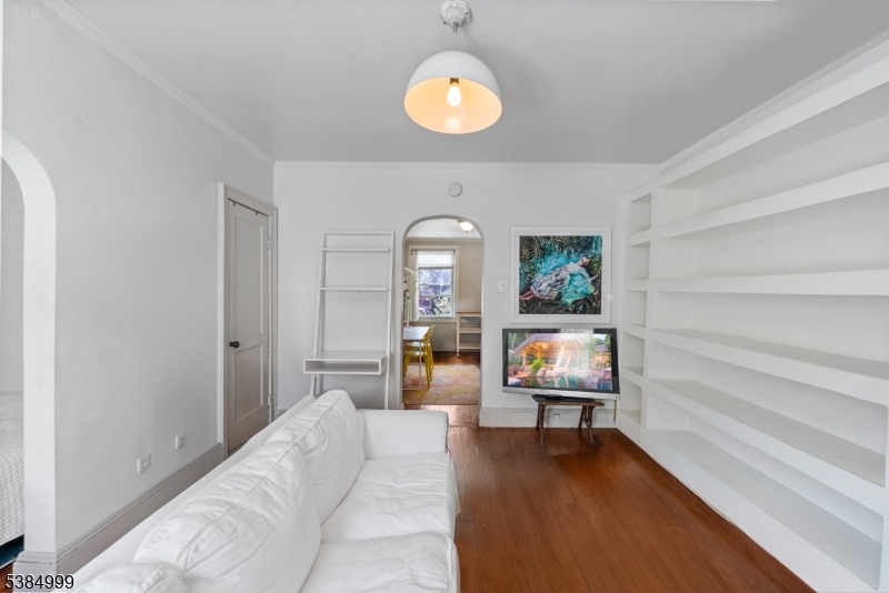 Paulus Hook - Residential Income