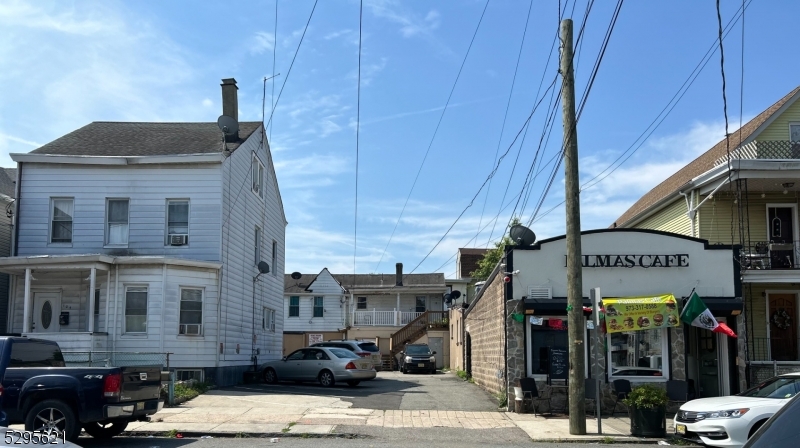 Riverside - Residential Income