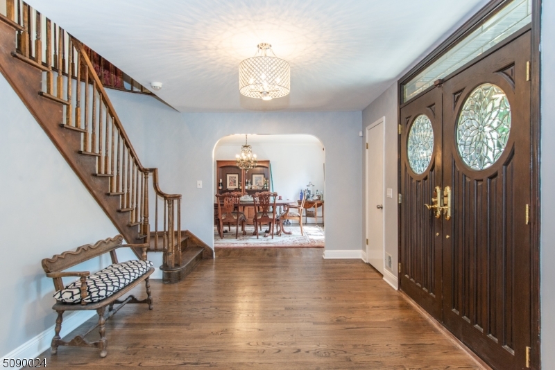 CHESTNUT HILL - Residential