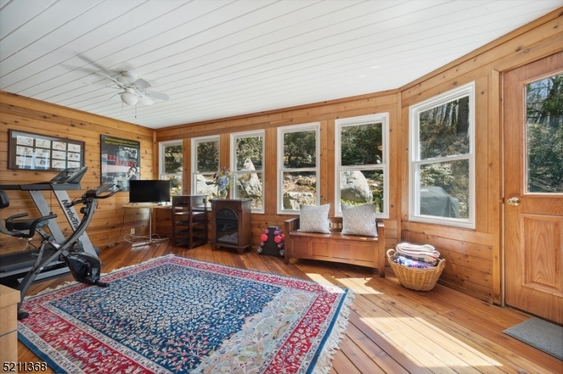 SMOKE RISE - Residential