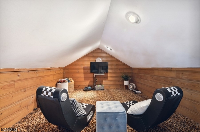 SMOKE RISE - Residential