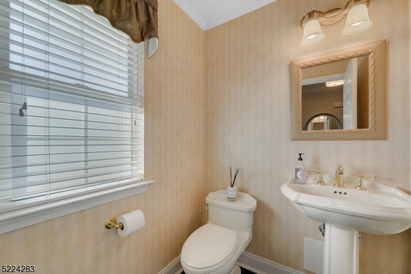 Hamilton Woods - Residential