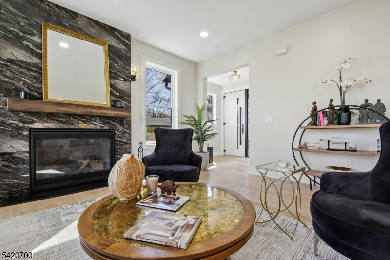 Central Villas - Residential