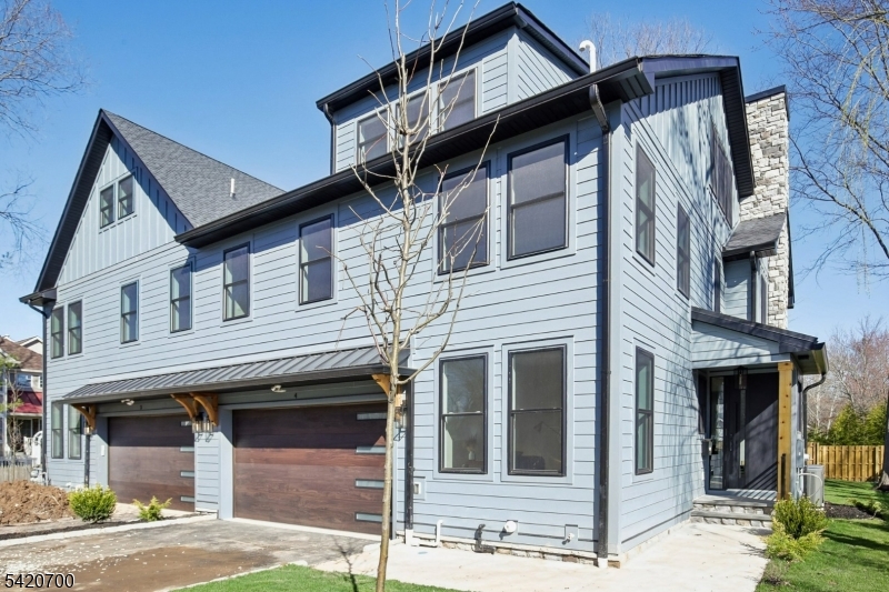 Central Villas - Residential