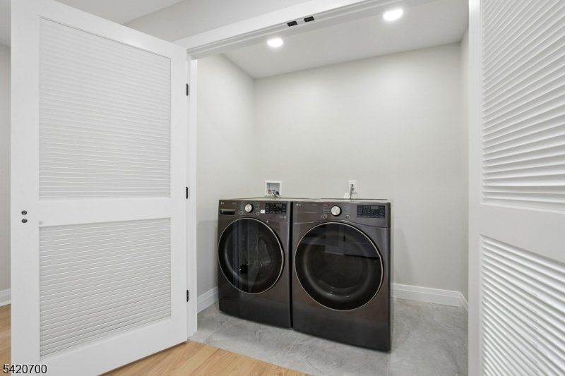 Central Villas - Residential