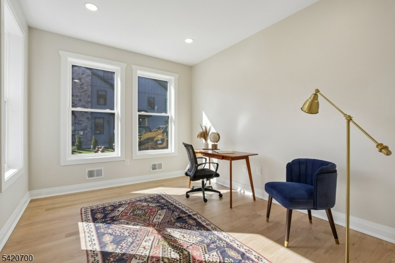 Central Villas - Residential