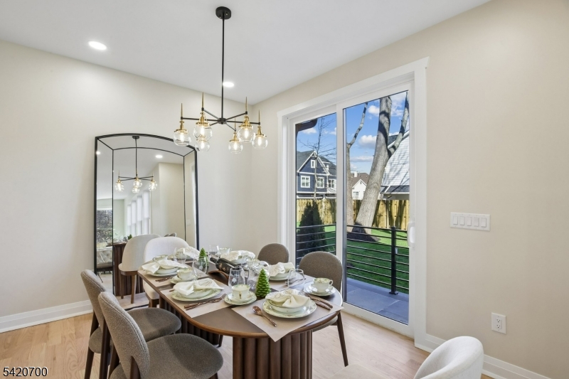 Central Villas - Residential